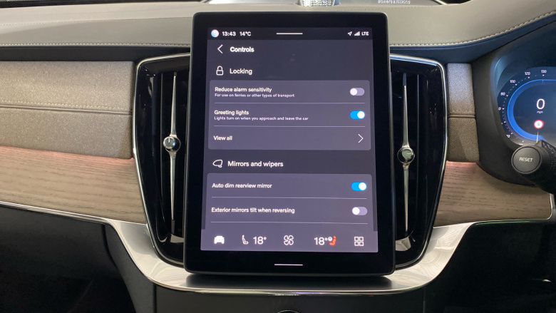 Volvo XC90 2.0 B5P Ultra Bright 5dr AWD Geartronic Petrol Estate